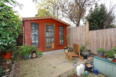 Studio to rent - Photo 5