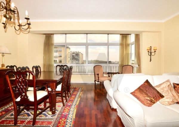 Apartamento T3 em Lisboa