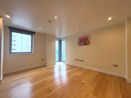 1 bedroom flat to rent - Photo 3