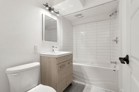 7220 Av. De Chateaubriand, #2 - Photo 4