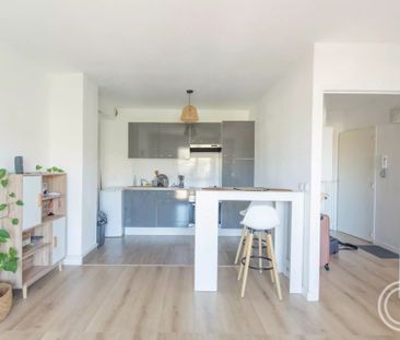 Location Appartement 2 pièces 38m² NICE 06200 - Photo 3