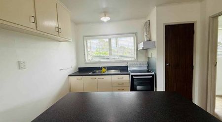 Step Into Comfort—Your Perfect Urban Retreat A... - Photo 5