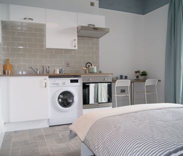 Flat 2, 46 Headingley Lane, LS6 2EL, Leeds - Photo 3