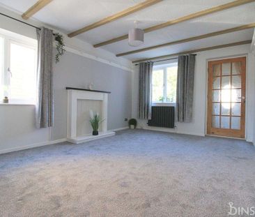 2 bedroom semi-detached house to rent - Photo 2