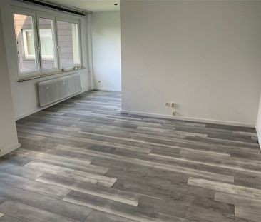 Helle, schön geschnittene 2-Zimmer mit Balkon in der grünen Gartens... - Photo 5