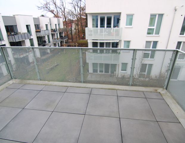 Atmosphärischer Altbauklassiker mit Dielen und EBK - tolle Lage Radickestraße! - Photo 1