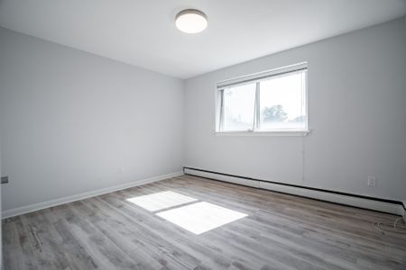 For Lease - 2161 Ghent Avenue Unit# 7, Burlington, Ontario - Photo 5