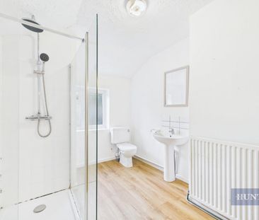 3 bedroom House To Let - Photo 2