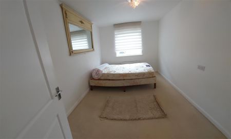 Minotaur Way, Pentrechwyth, SWANSEA - Photo 3