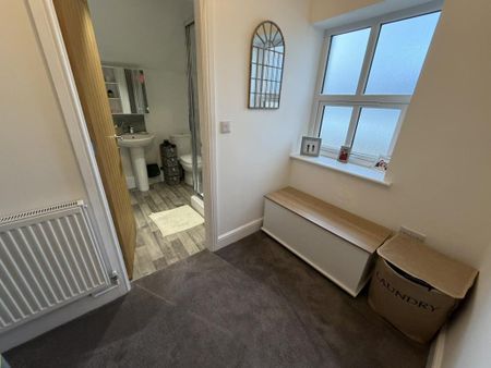 2 bedroom terraced house to rent - Photo 2