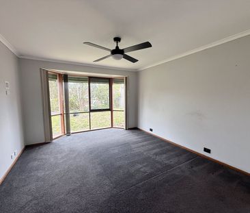 Family Home in Quiet Court - Photo 2