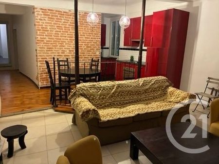 Location Appartement 4 pièces 88m² NICE 06300 - Photo 2