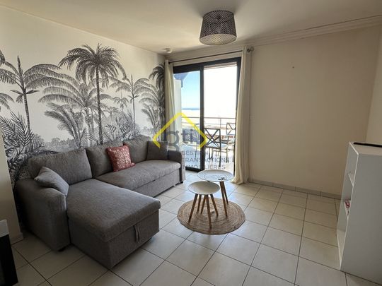 Location Appartement 2 pièces 39m² LA MONTAGNE 97417 - Photo 1