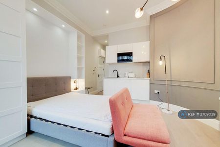 Studio to rent - Photo 3