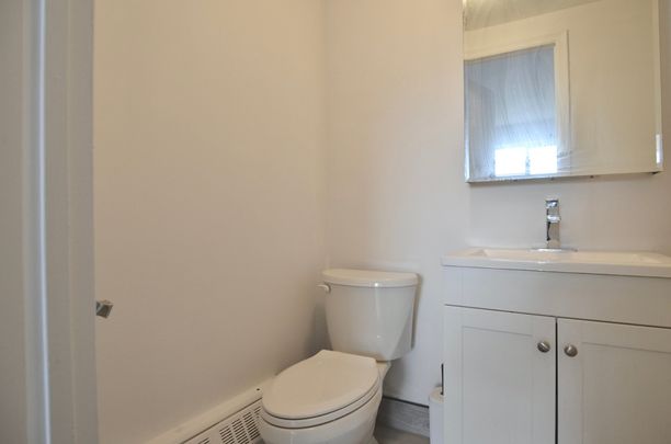 Condo for rent, Mont-Royal - Photo 1