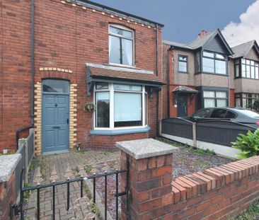2 bedroom end of terrace house to rent - Photo 2