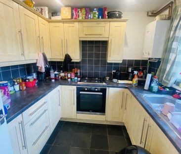 4 bedroom house share to rent - Photo 1