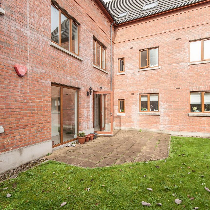 11 Bailey Manor, Robbs Road, DUNDONALD, BT16 2NZ - Photo 1