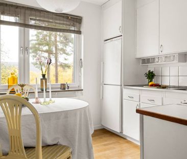 Aspsätravägen, Skärholmen - Photo 1