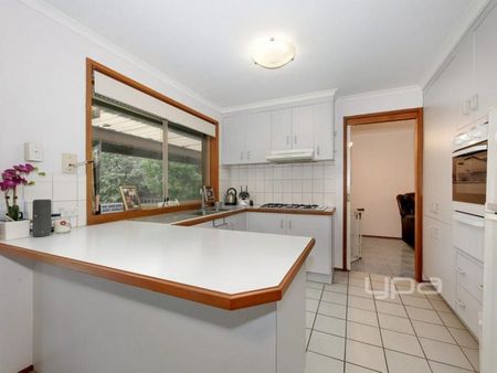 Not to be Missed! - Photo 5