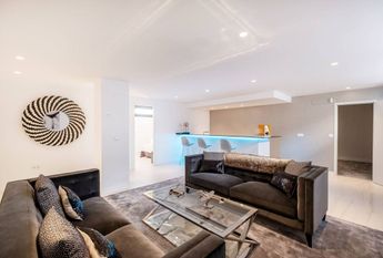 5 bedroom luxury Villa for rent in San Pedro de Alcántara, Spain