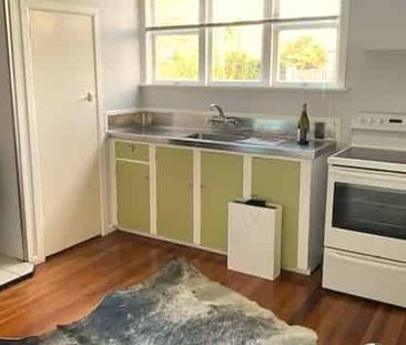 2 Bedroom - Masterton - Photo 3