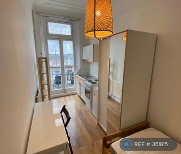 Studio to rent - Photo 3