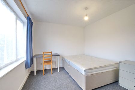 Conygre Grove, Filton - Photo 2