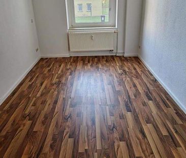 Gemütliche 2-Zimmerwohnung mit großer Küche und vorteilhafter Rauma... - Photo 1