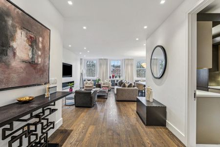 3 bedroom flat to rent - Photo 4