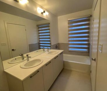 19 DESIREE PLACE - Photo 5