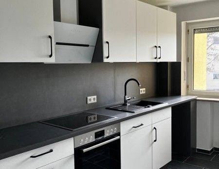 Sanierte 2-Zimmer-Wohnung mit Balkon und Einbauküche - Photo 1