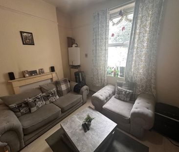1 Bed Flat, Plymouth Grove, M13 - Photo 1