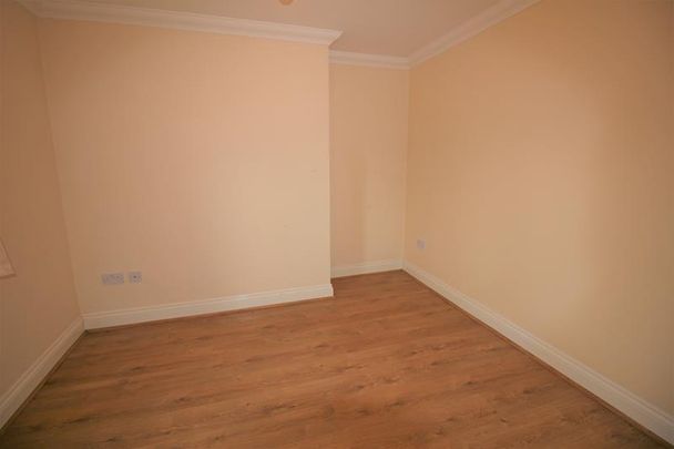 6 bedroom detached house to rent - Photo 1