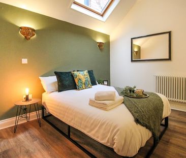 3 Bed Terraced House, Commerce Square, NG1 - Photo 1