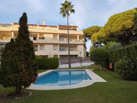 Alquiler de piso en Avenida del Naviero - Photo 2