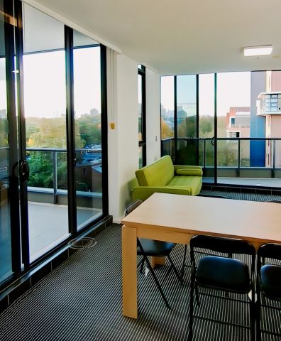 3 bed 2 baths - Photo 3