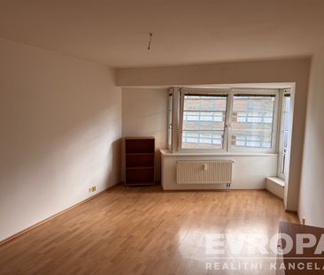 Pronájem bytu 1+kk a garsoniéry 35 m² - Photo 5