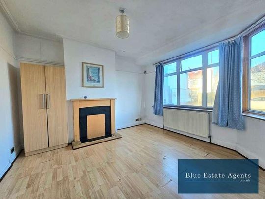 Ellerdine Road, Hounslow, TW3 - Photo 1