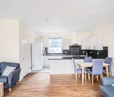 3 bedroom apartment to rent - Photo 4