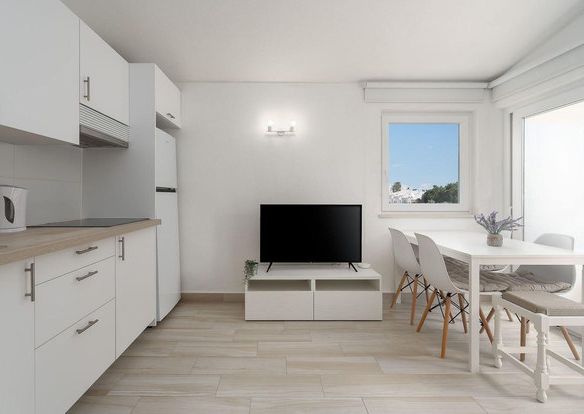 Avenida Infante Dom Henrique