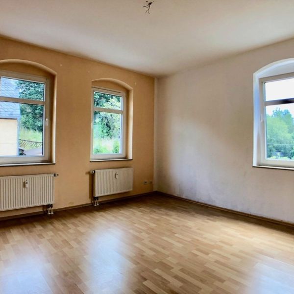 Zentral gelegene 2-Raum-Wohnung mit Balkon in Rabenau - Photo 1