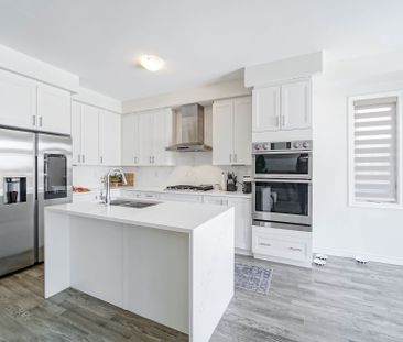 For Lease - 17 Hickling Lane, Ajax, Ontario - Photo 3