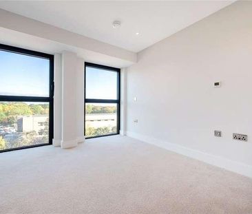 Cockfosters Road, Cockfosters, London, EN4 - Photo 1