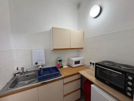 1 bedroom flat to rent - Photo 5