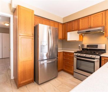For Lease - 905 Redoak Avenue, London North, Ontario - Photo 1