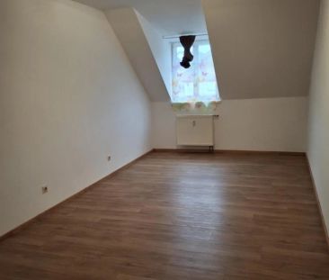 Gut aufgeteilte 2-Zimmer-Wohnung mit möblierter Küche im Zentrum vo... - Photo 4