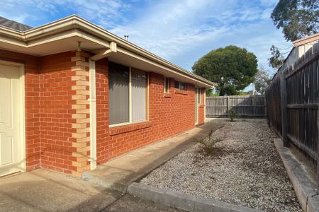 1/23 Moffatt Crescent, Hoppers Crossing. - Photo 5