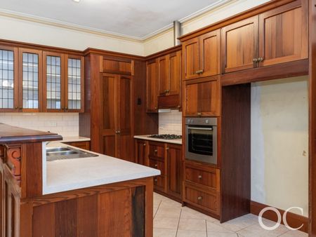 Open the Door To Character Living in Colonel Light Gardens - Photo 5