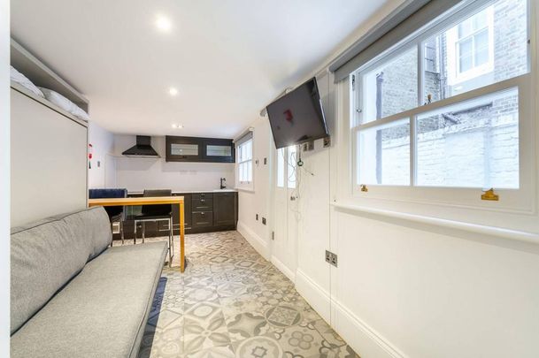 Studio to rent - Photo 1